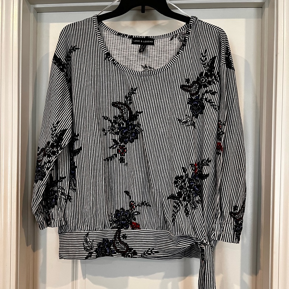Stitch fix tie bottom top size 1x
